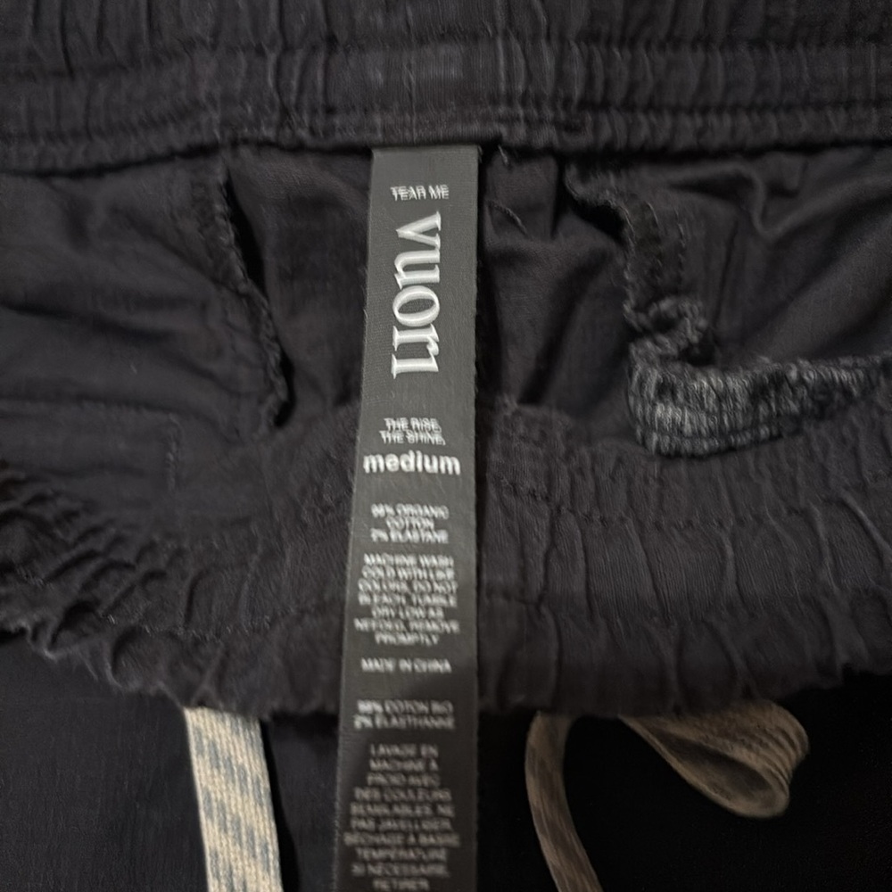 Vuori women’s shorty shorts - Picture 2 of 5